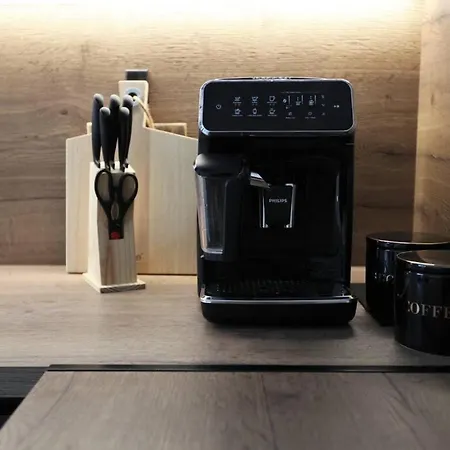 Luxury Lana Apt, Seaview Terrace, Large Outdoor Space, Bbq 트로기르